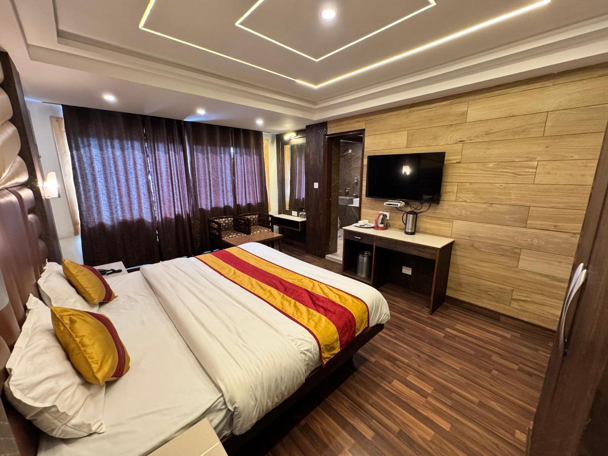 Victory Hotel And Restaurant By Gs Hospitality Shimla Esterno foto