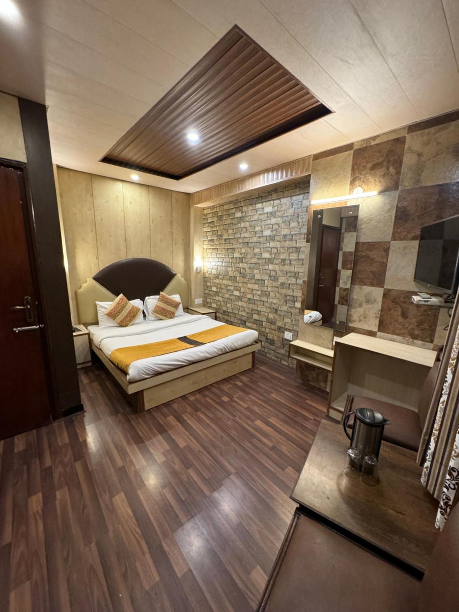 Victory Hotel And Restaurant By Gs Hospitality Shimla Esterno foto