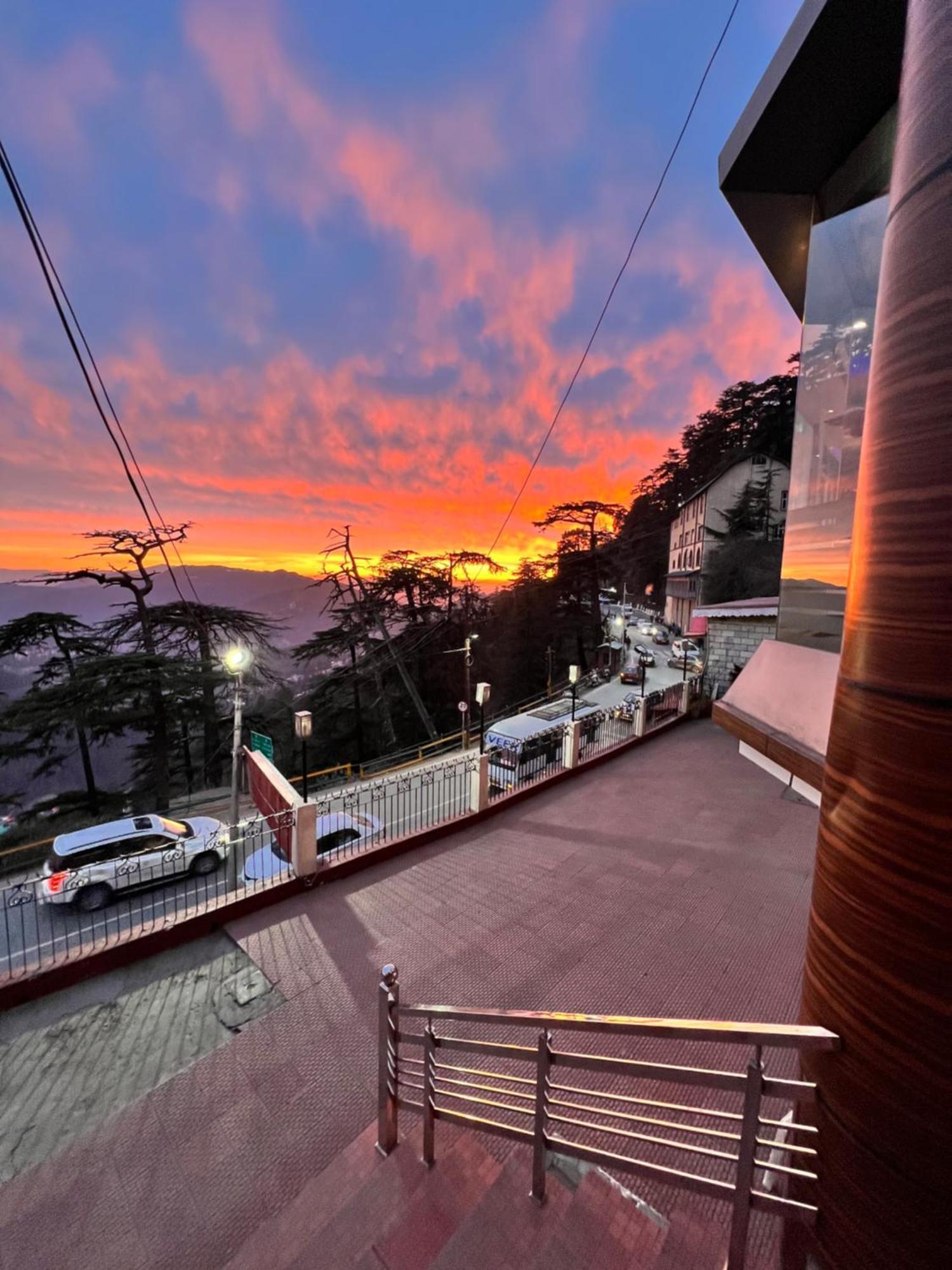 Victory Hotel And Restaurant By Gs Hospitality Shimla Esterno foto
