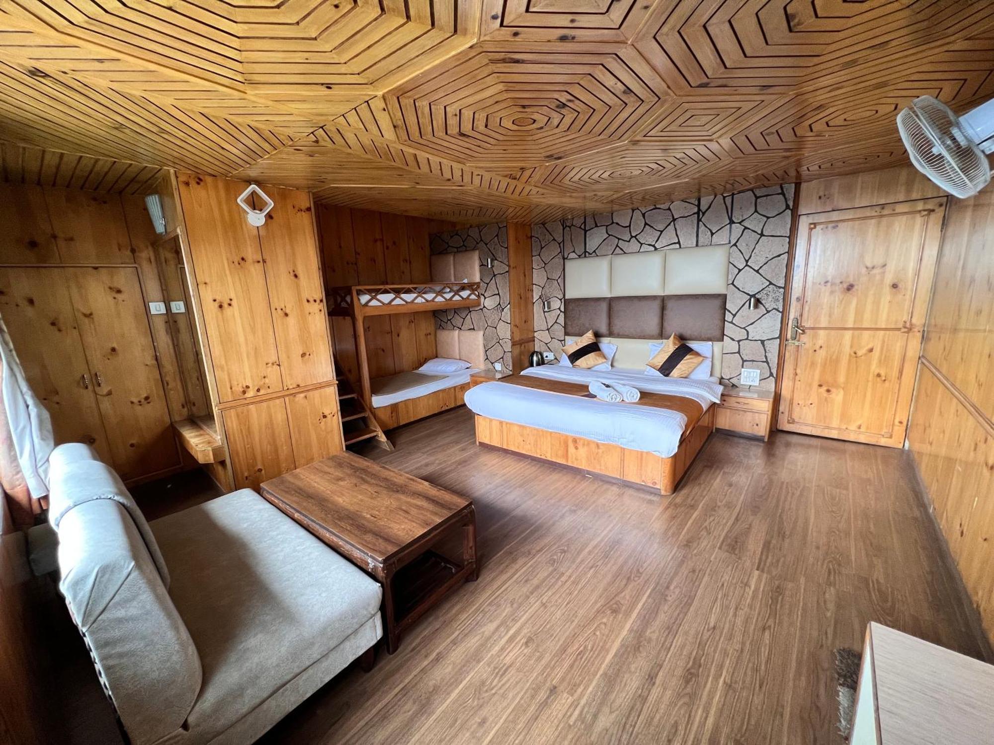 Victory Hotel And Restaurant By Gs Hospitality Shimla Esterno foto