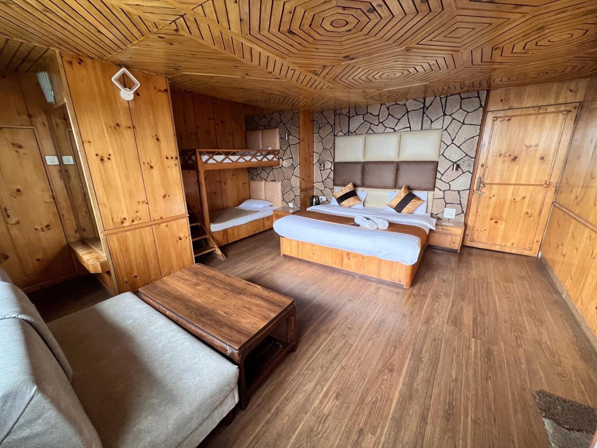 Victory Hotel And Restaurant By Gs Hospitality Shimla Esterno foto
